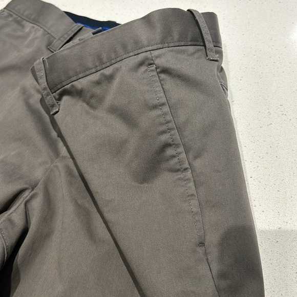 Gap Classic 100% Cotton Khakis Straight Fit Men’s Pants Size 34 x 32 - Picture 10 of 13